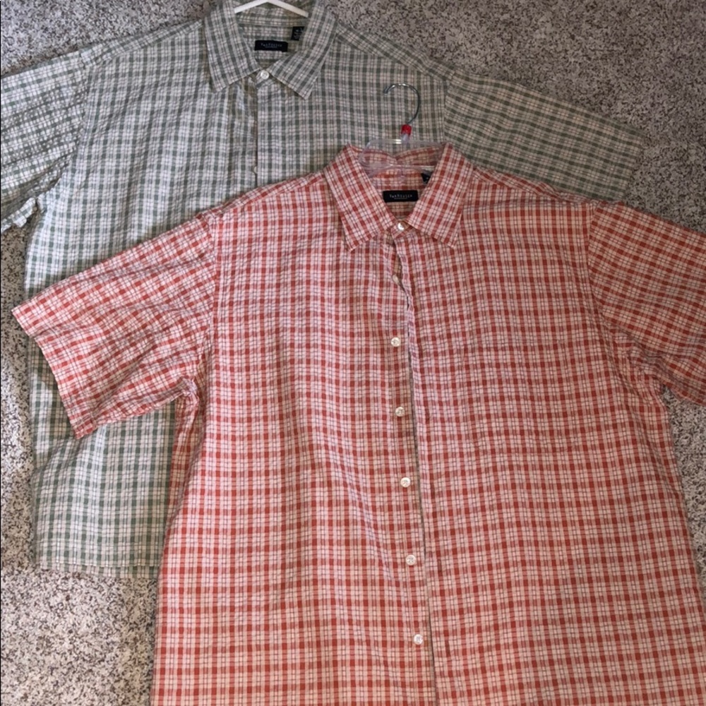 VanHeuson Mens Large Button Down Short Sleeve Tees